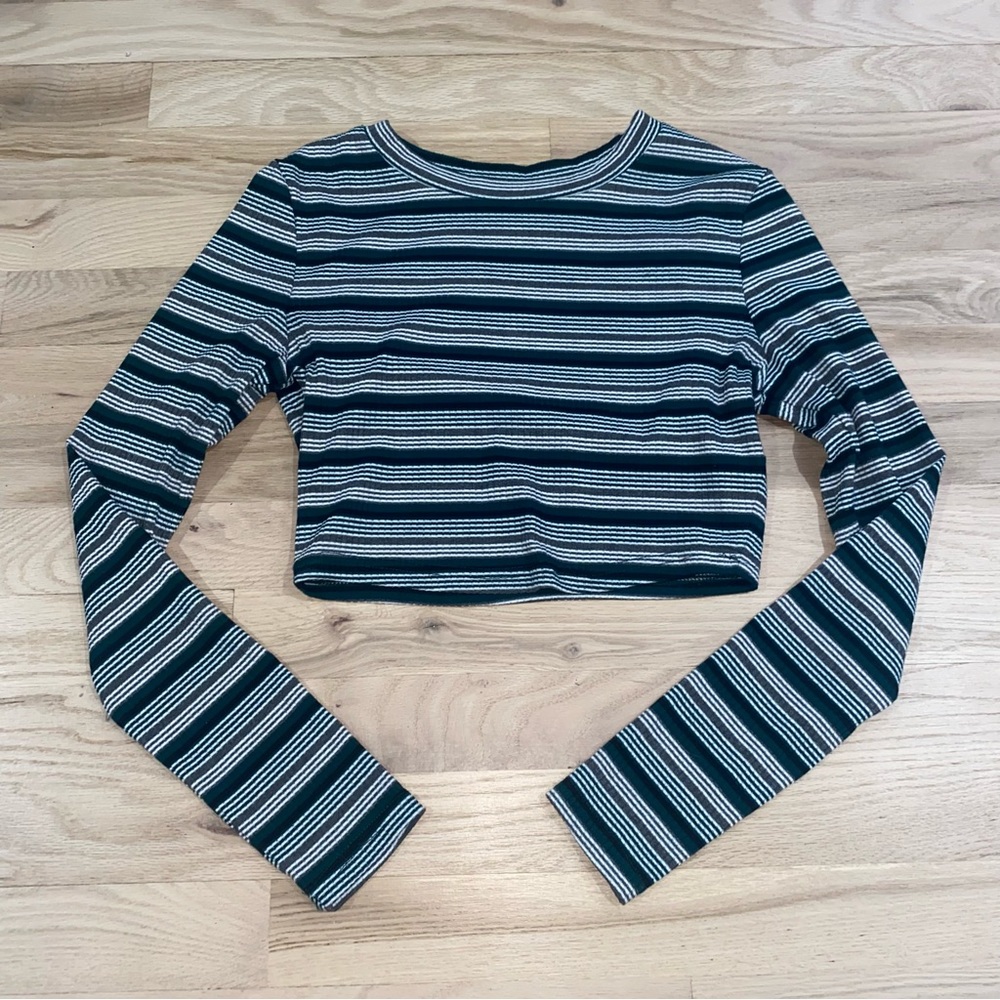 Striped Long Sleeve Crop Top